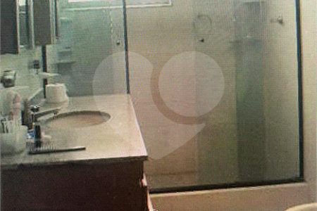 Casa à venda com 5 quartos, sendo 1 suíte, em Cidade Vargas, São Paulo, SP