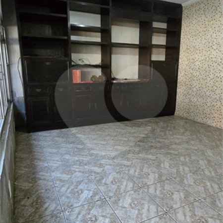 Casa à venda com 3 quartos, sendo 1 suíte, em Lar São Paulo, São Paulo, SP
