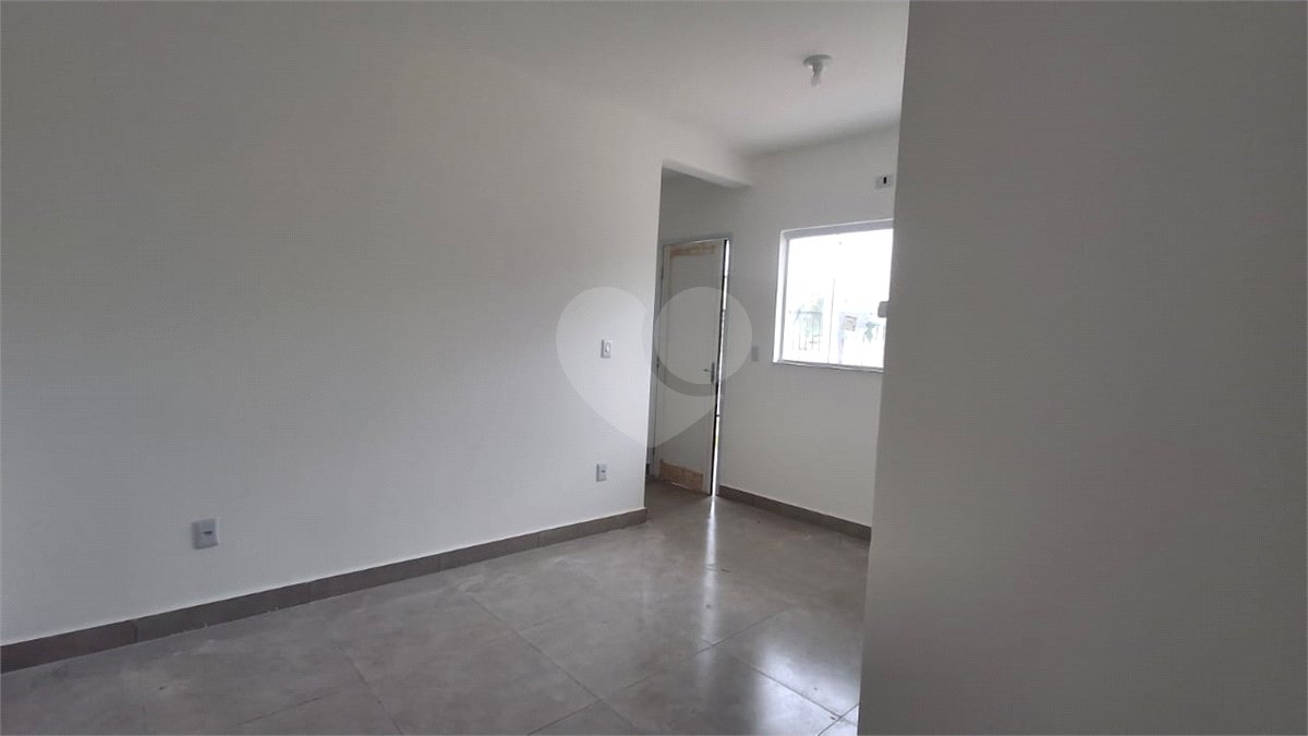 Casa de Vila à venda com 1 quarto em Jardim Santa Marta, Sorocaba, SP