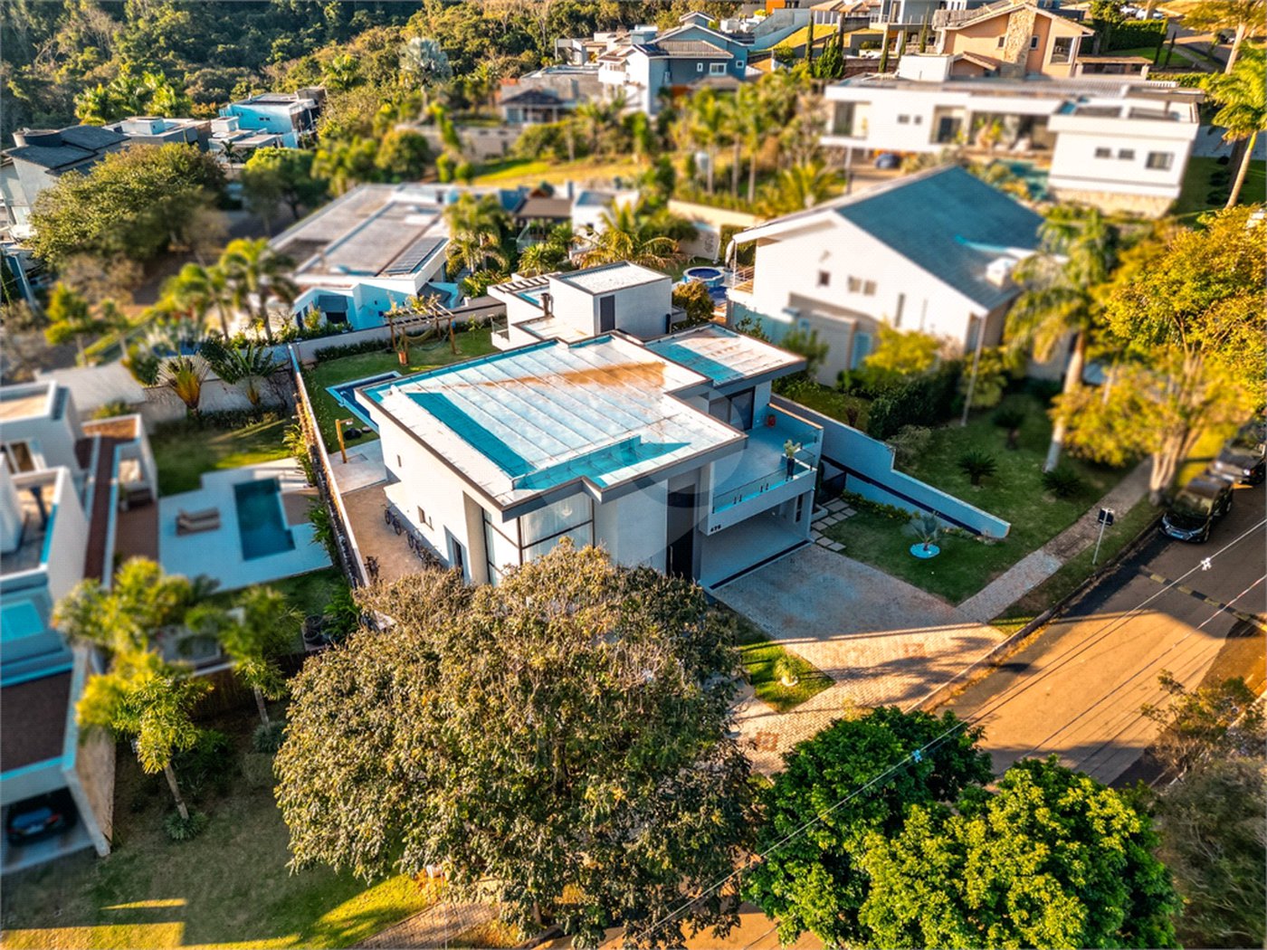 Casa à venda com 4 suítes em Condomínio Porto Atibaia, Atibaia, SP