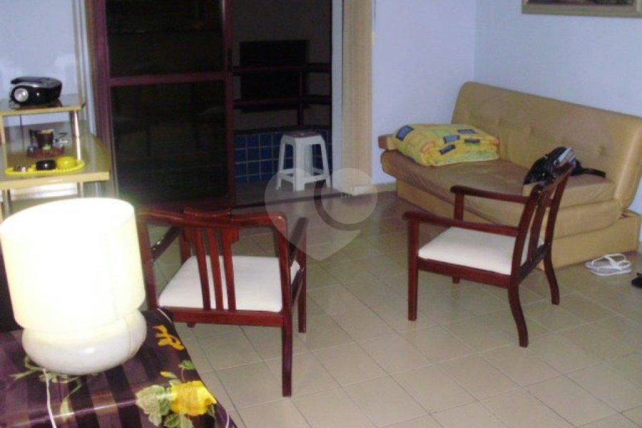 Duplex à venda com 2 quartos, sendo 1 suíte,  em Parque Enseada, Guarujá, SP