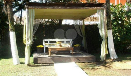 Sobrado à venda com 14 suítes em Jardim Enseada, Guarujá, SP