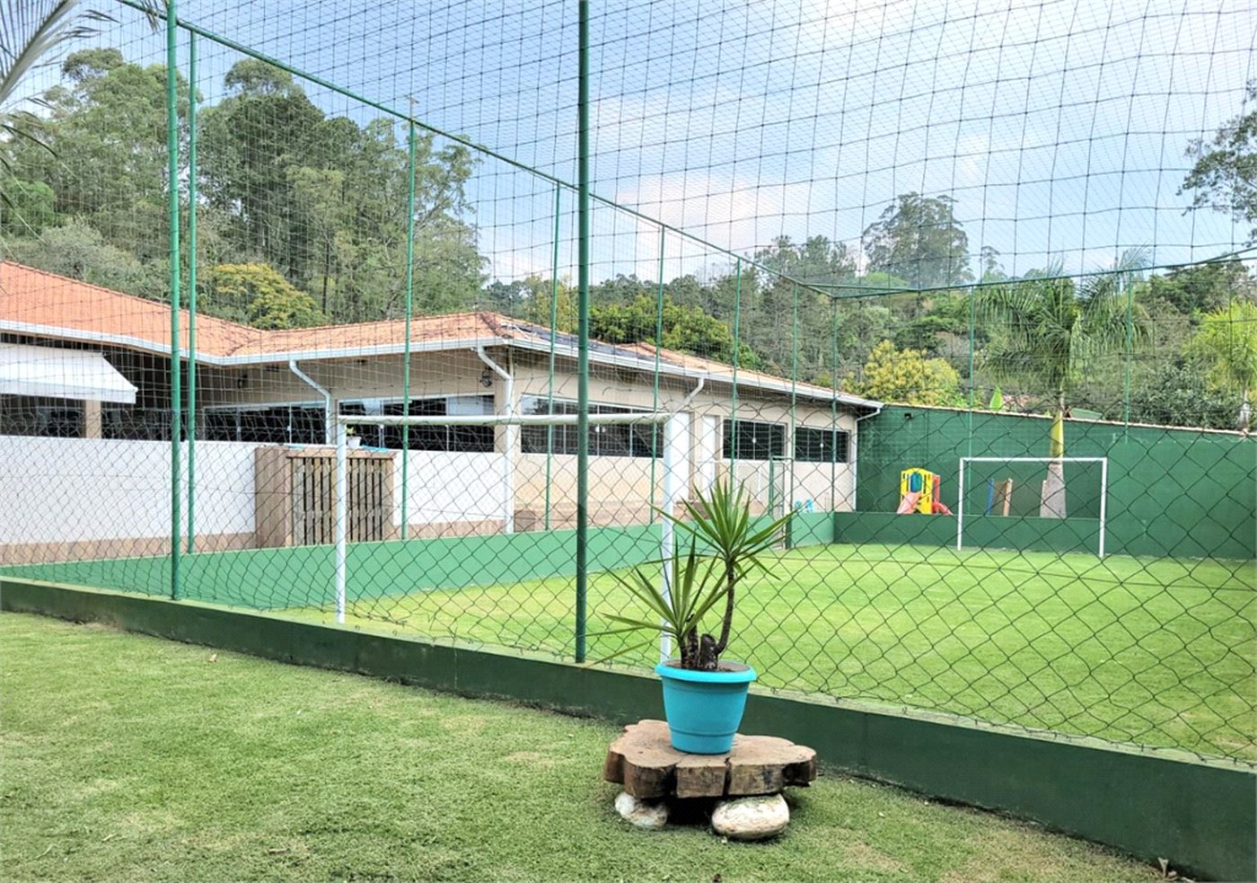 Chácara à venda com 4 quartos, sendo 2 suítes, em Jardim Cardoso (mailasqui), São Roque, SP