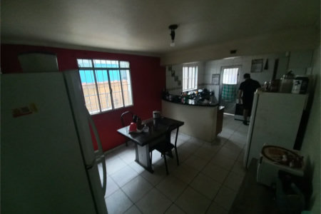 Sobrado à venda com 3 quartos, sendo 1 suíte,  em Jardim Helga, São Paulo, SP
