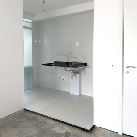 Apartamento à venda com 2 suítes em Santo Amaro, São Paulo, SP