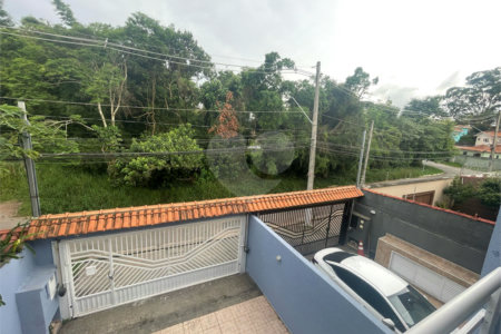 Casa à venda com 3 quartos, sendo 1 suíte, em Horizontal Park, Cotia, SP