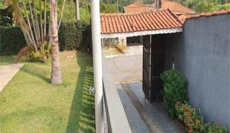 Casa à venda com 3 quartos no condomínio Recanto Florido, Vinhedo - SP