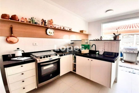 Casa à venda com 3 suítes no condomínio Eldourado, São José dos Campos - SP