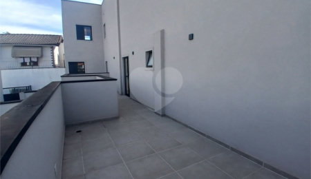 Casa à venda com 2 quartos, sendo 1 suíte,  no condomínio Sintra, São Paulo - SP