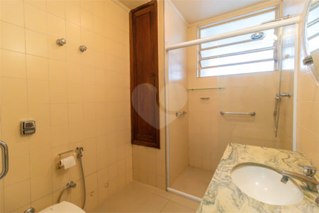 Apartamento à venda com 3 quartos, sendo 1 suíte, em Jardim Paulista, São Paulo, SP