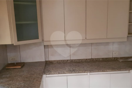 Sobrado à venda com 3 quartos, sendo 1 suíte, em Lapa, São Paulo, SP