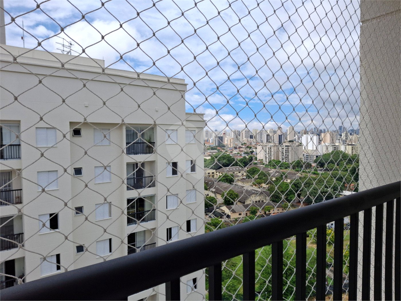 Apartamento à venda com 2 quartos em Vila Anastácio, São Paulo, SP