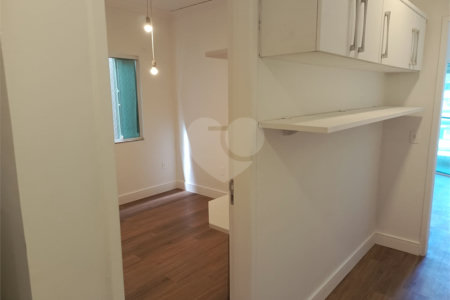 Casa à venda com 3 quartos, sendo 1 suíte, no condomínio Paraíso Classe A, Rio de Janeiro - RJ