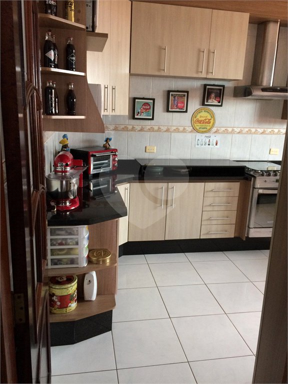 Sobrado à venda com 2 quartos, sendo 1 suíte, em Lar São Paulo, São Paulo, SP
