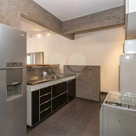 Apartamento Reformado e Mobiliado na Vila Mariana 100m² e 1 vaga.