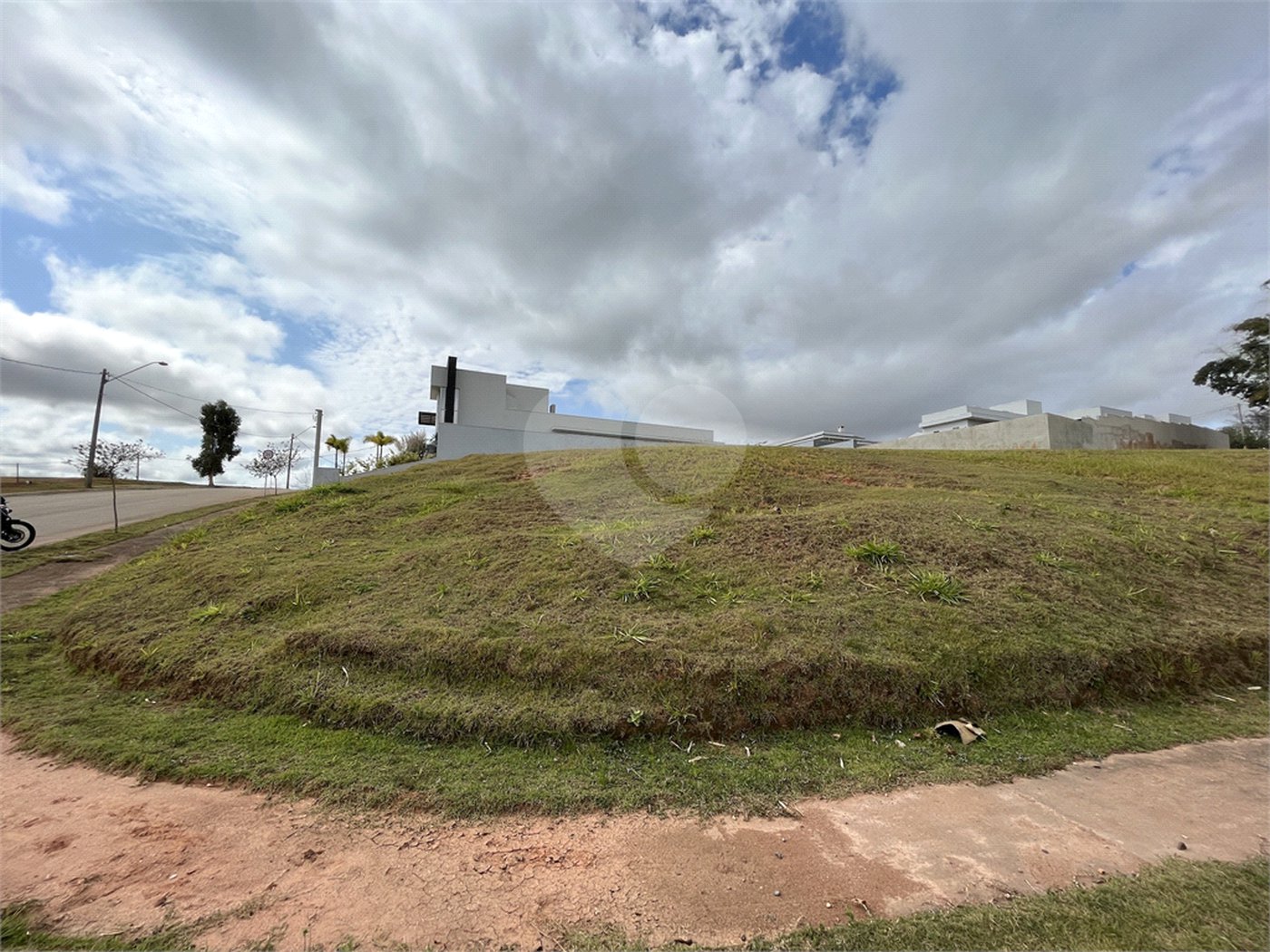 Terreno à venda no condomínio Fazenda Jequitibá, Sorocaba - SP