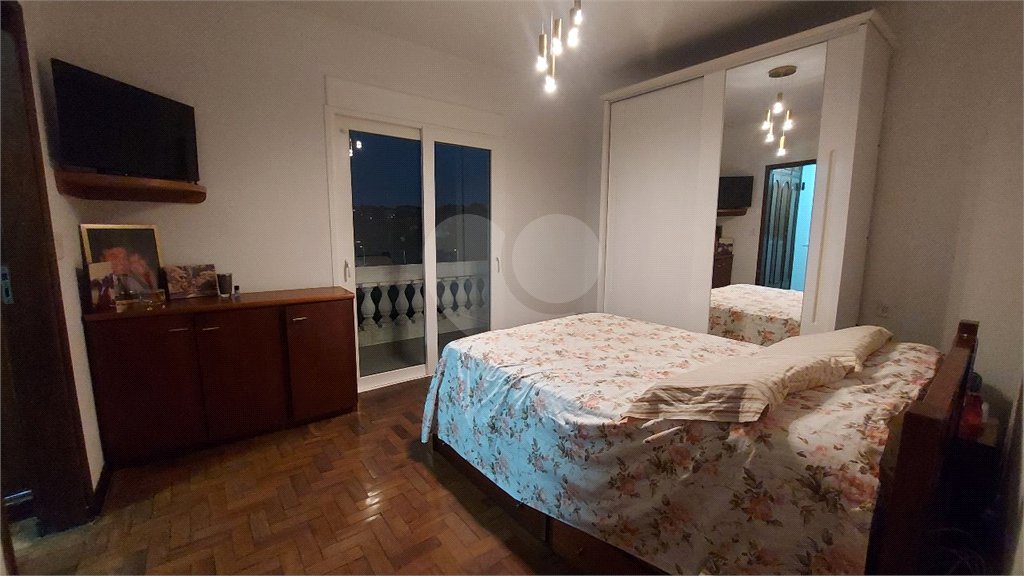 Sobrado à venda com 3 quartos, sendo 1 suíte, em Tremembé, São Paulo, SP