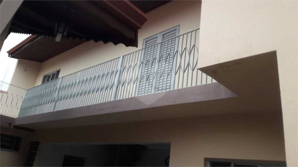 Casa à venda com 4 quartos, sendo 1 suíte, em Vila Santa Terezinha, Várzea Paulista, SP