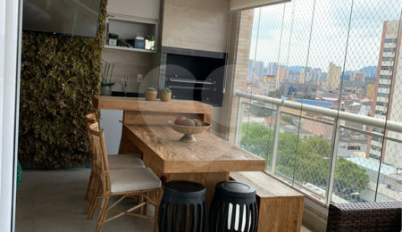 Apartamento à venda com 3 suítes em Lapa, São Paulo, SP