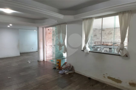 Casa à venda com 3 quartos, sendo 1 suíte, em Inhoaíba, Rio de Janeiro, RJ
