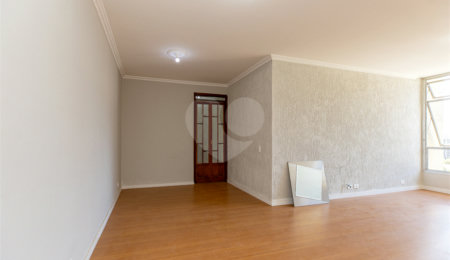 Apartamento à venda com 3 quartos, sendo 1 suíte,  em Brooklin, São Paulo, SP