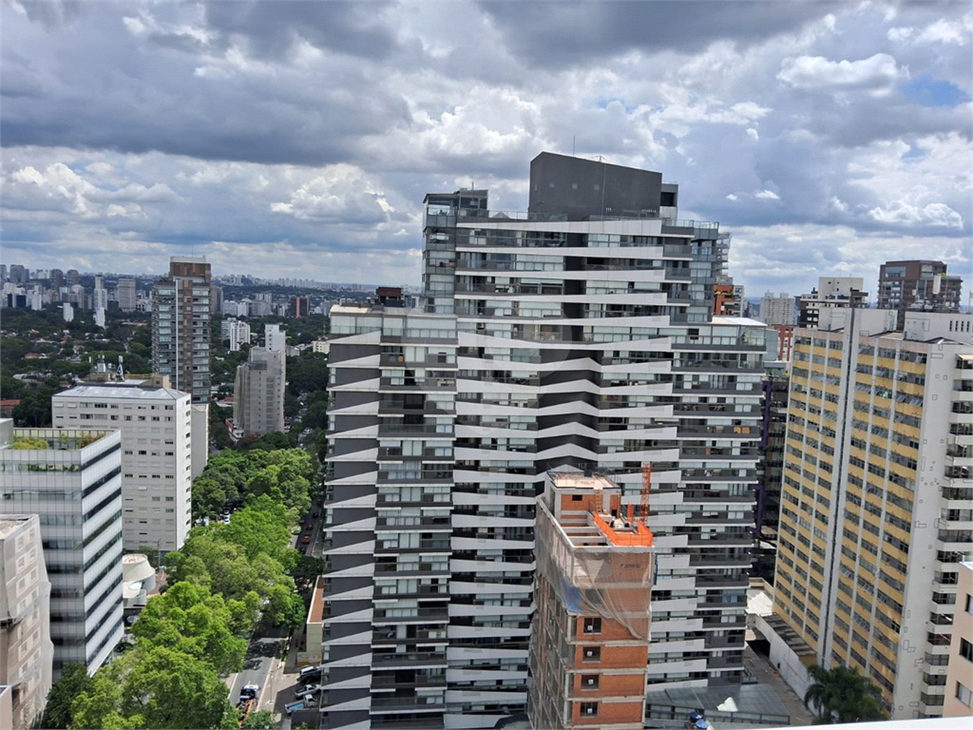 Apartamento à venda com 2 quartos em Pinheiros, São Paulo, SP