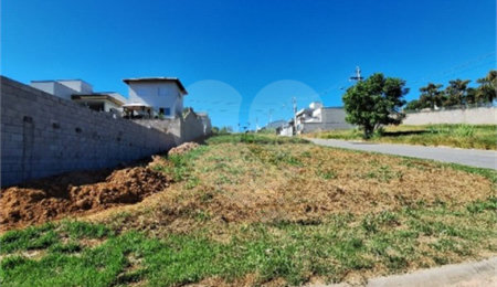 Terreno à venda com 1 suíte no condomínio Loteamento Santa Maria, Vinhedo - SP