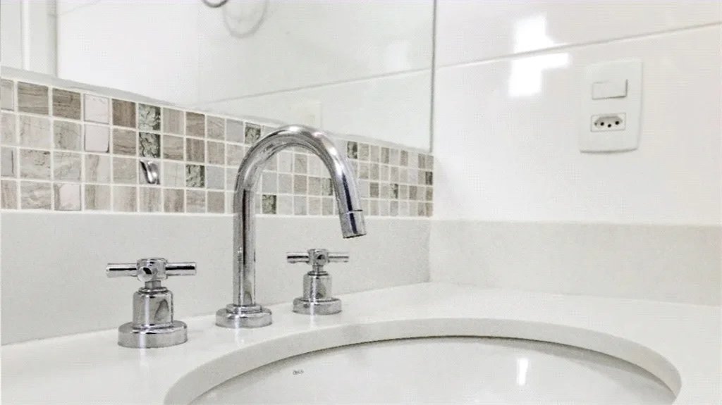 Apartamento à venda com 2 quartos, sendo 1 suíte, em Vila Cordeiro, São Paulo, SP