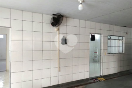 Sobrado à venda com 7 quartos, sendo 1 suíte, em Vila Maria Baixa, São Paulo, SP