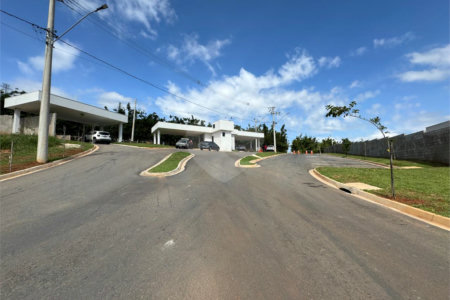 Terreno à venda no condomínio Elementum, Atibaia - SP
