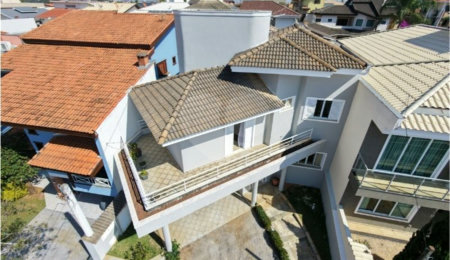 Casa à venda com 5 quartos, sendo 3 suítes,  no condomínio Granja Olga III, Sorocaba - SP