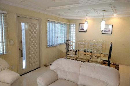 Casa à venda com 3 quartos, sendo 1 suíte, em Jardim Franca, São Paulo, SP