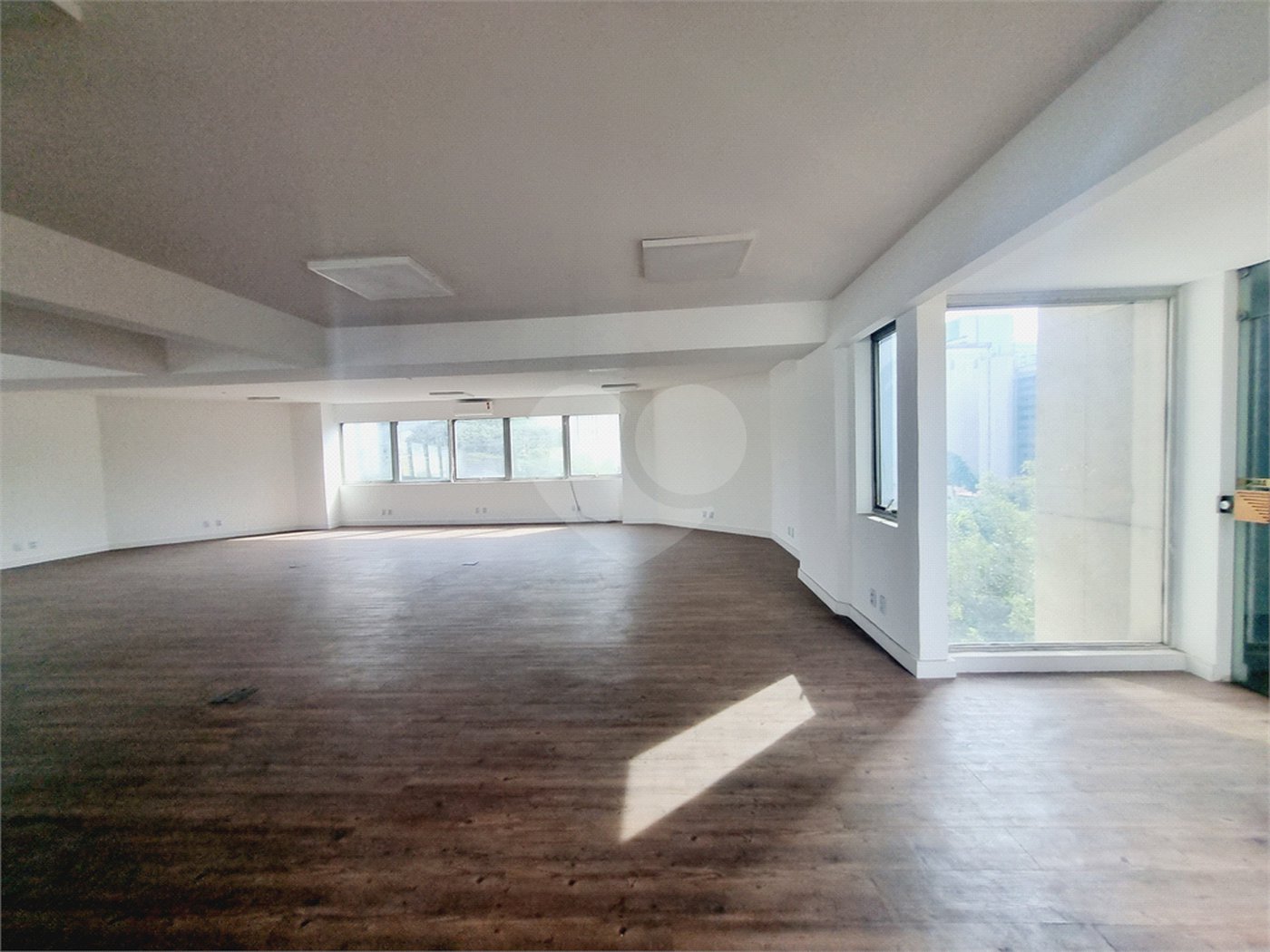 Sala à venda ou para alugar em Cidade Monções, São Paulo, SP