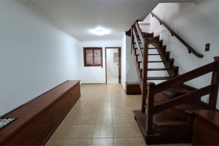 Casa à venda com 2 suítes no condomínio Village Palmas, São Paulo - SP
