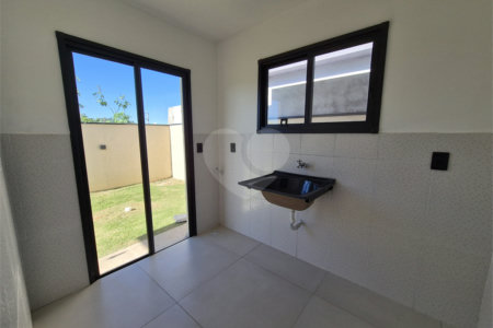 Casa à venda com 3 quartos, sendo 1 suíte, em Jardim Paraíso da Usina, Atibaia, SP