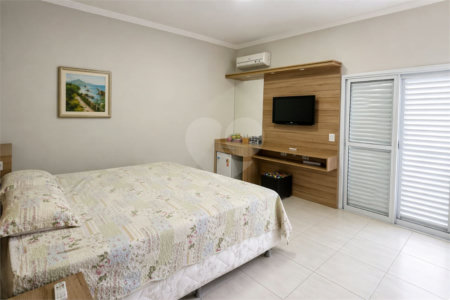 Casa à venda com 3 quartos, sendo 1 suíte, no condomínio Golden Park Residence, Sorocaba - SP
