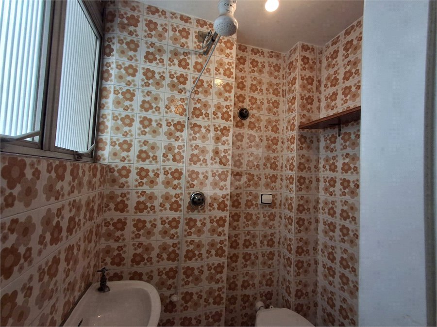 Apartamento à venda ou para alugar com 2 quartos, sendo 1 suíte,  em Indianópolis, São Paulo, SP