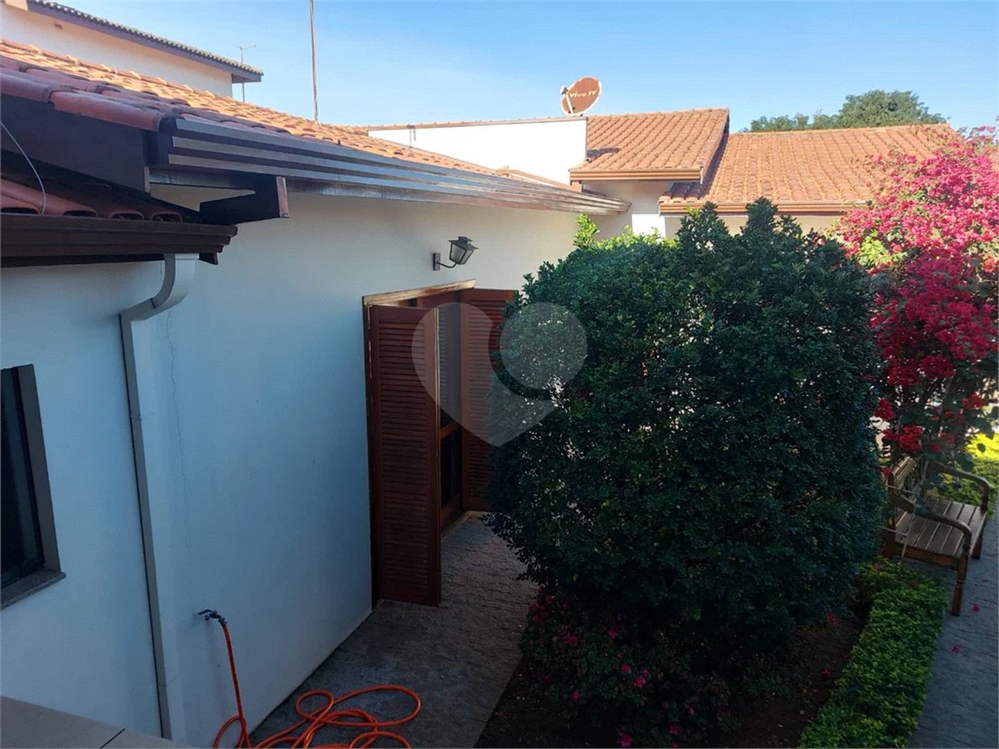Casa à venda com 4 quartos, sendo 3 suítes, no Centro, Vinhedo, SP