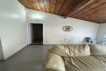 Sítio à venda com 5 quartos, sendo 2 suítes,  em Marmeleiro, São Roque, SP
