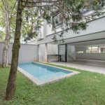 Casa à venda com 4 suítes no condomínio Venezia, São Paulo - SP