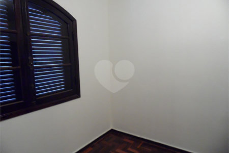 Casa à venda com 5 quartos, sendo 3 suítes, em Vila São Francisco, São Paulo, SP