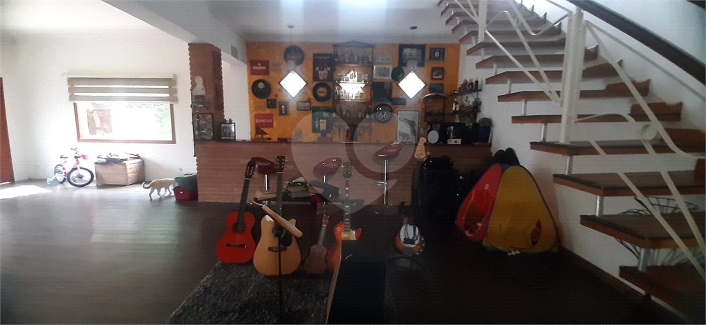 Casa à venda com 3 suítes no condomínio Chacarás Bela Vista, Mairiporã - SP