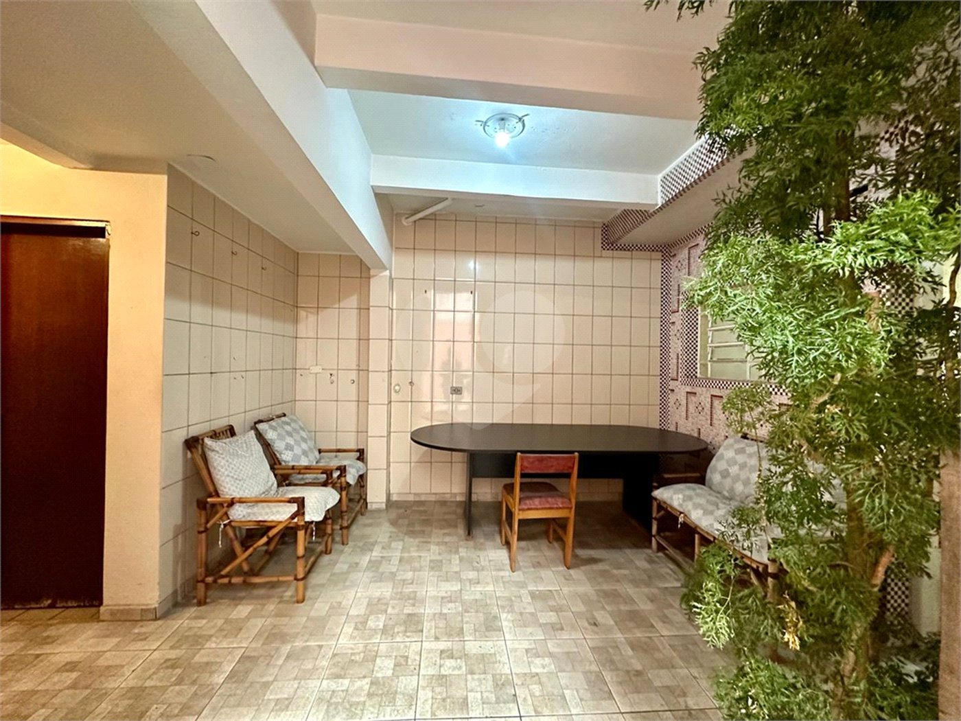Sobrado à venda com 4 quartos, sendo 1 suíte, em Parque Novo Mundo, São Paulo, SP