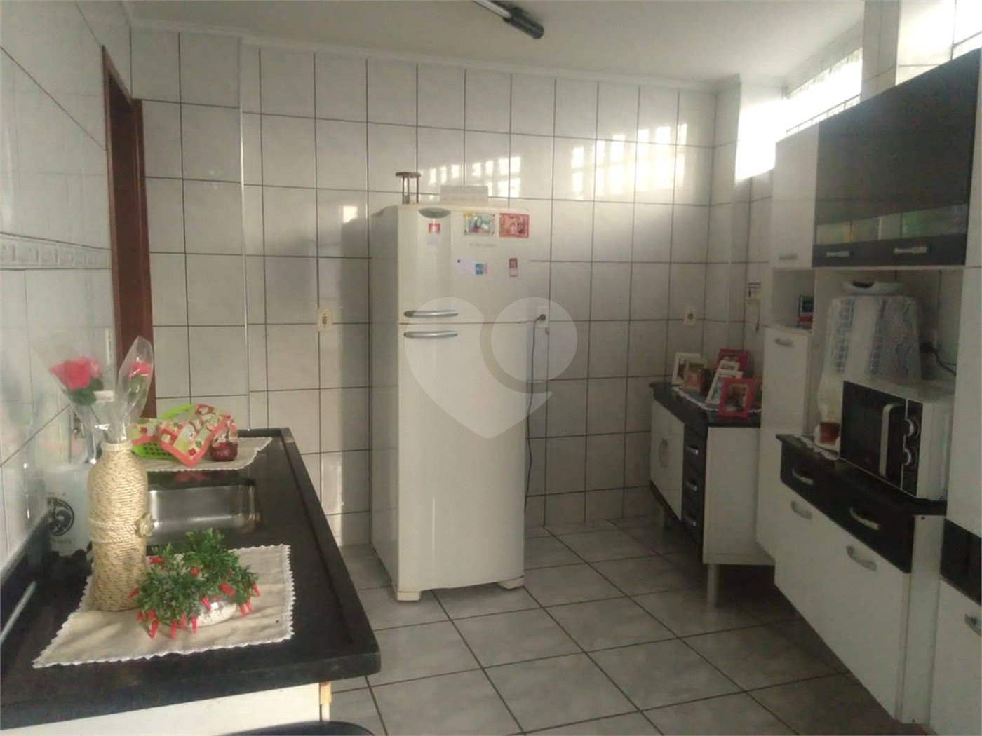 Sobrado à venda com 4 quartos, sendo 1 suíte,  em Jardim Pacaembu, Jundiaí, SP