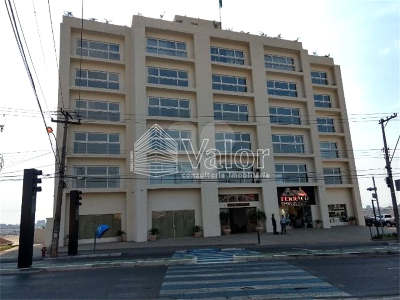 Prédio comercial inteiro a venda - Avenida Plaza !