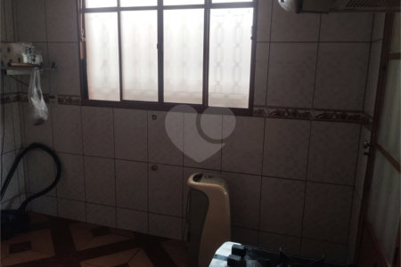Casa de Vila à venda com 3 quartos em Vila Vieira (vila Xavier), Araraquara, SP