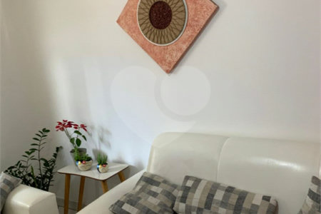 Apartamento à venda com 2 quartos, sendo 1 suíte,  em Canto do Forte, Praia Grande, SP