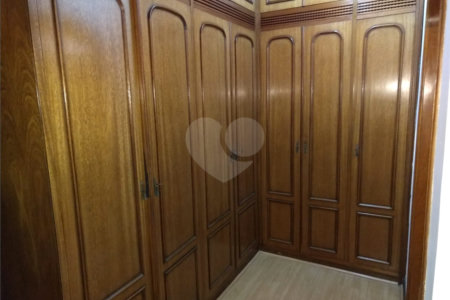 Casa à venda com 3 quartos, sendo 1 suíte,  em Jardim Brasil (zona Sul), São Paulo, SP