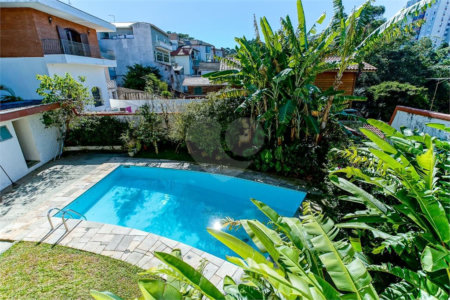 Sobrado à venda com 4 quartos, sendo 2 suítes, em Barro Branco (zona Norte), São Paulo, SP