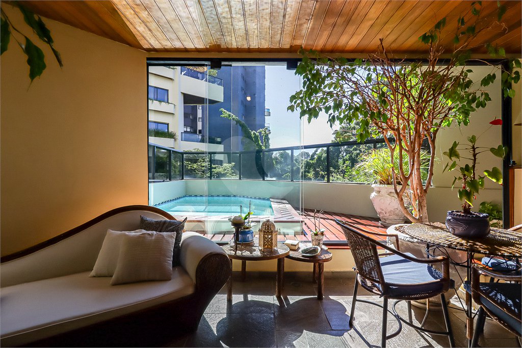 Apartamento à venda ou para alugar com 4 suítes em Jardim Vitória Régia, São Paulo, SP